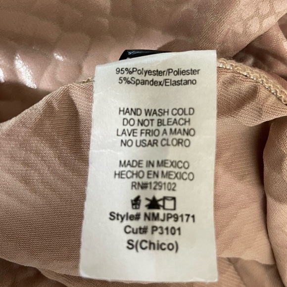 Elastic Waist Solid Biker Shorts Animal Print
New - Picture 6 of 6